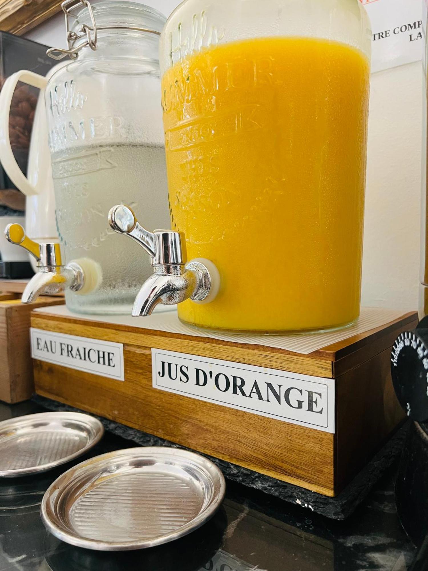Le Grand Hotel Forcalquier Zewnętrze zdjęcie