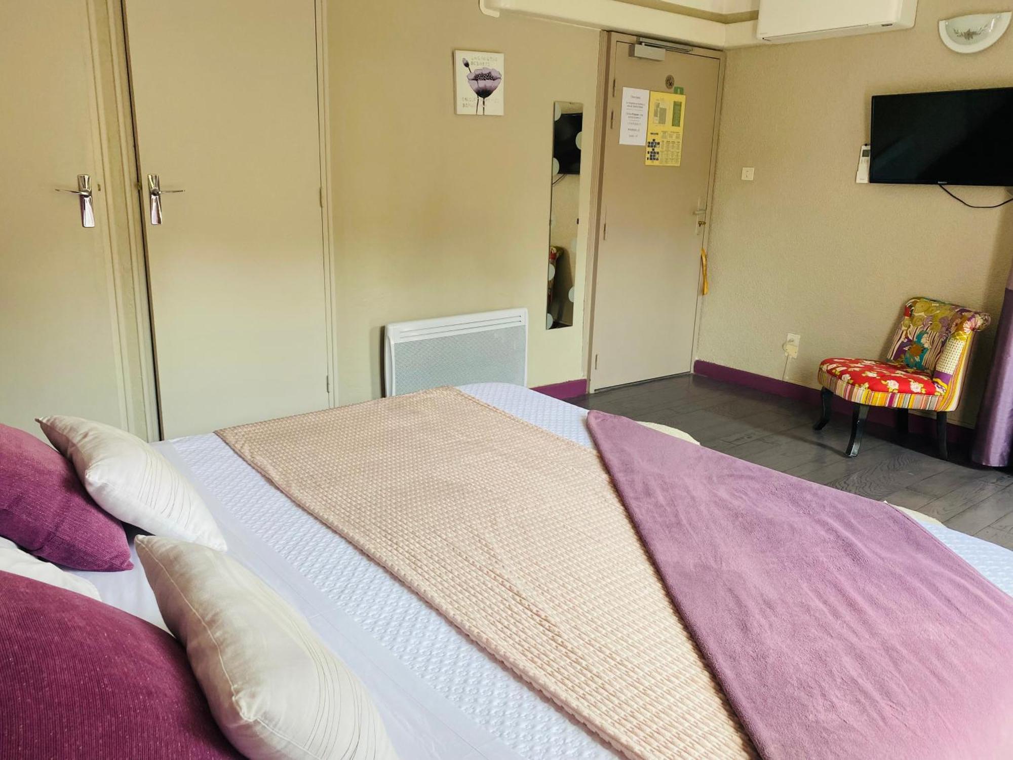 Le Grand Hotel Forcalquier Zewnętrze zdjęcie