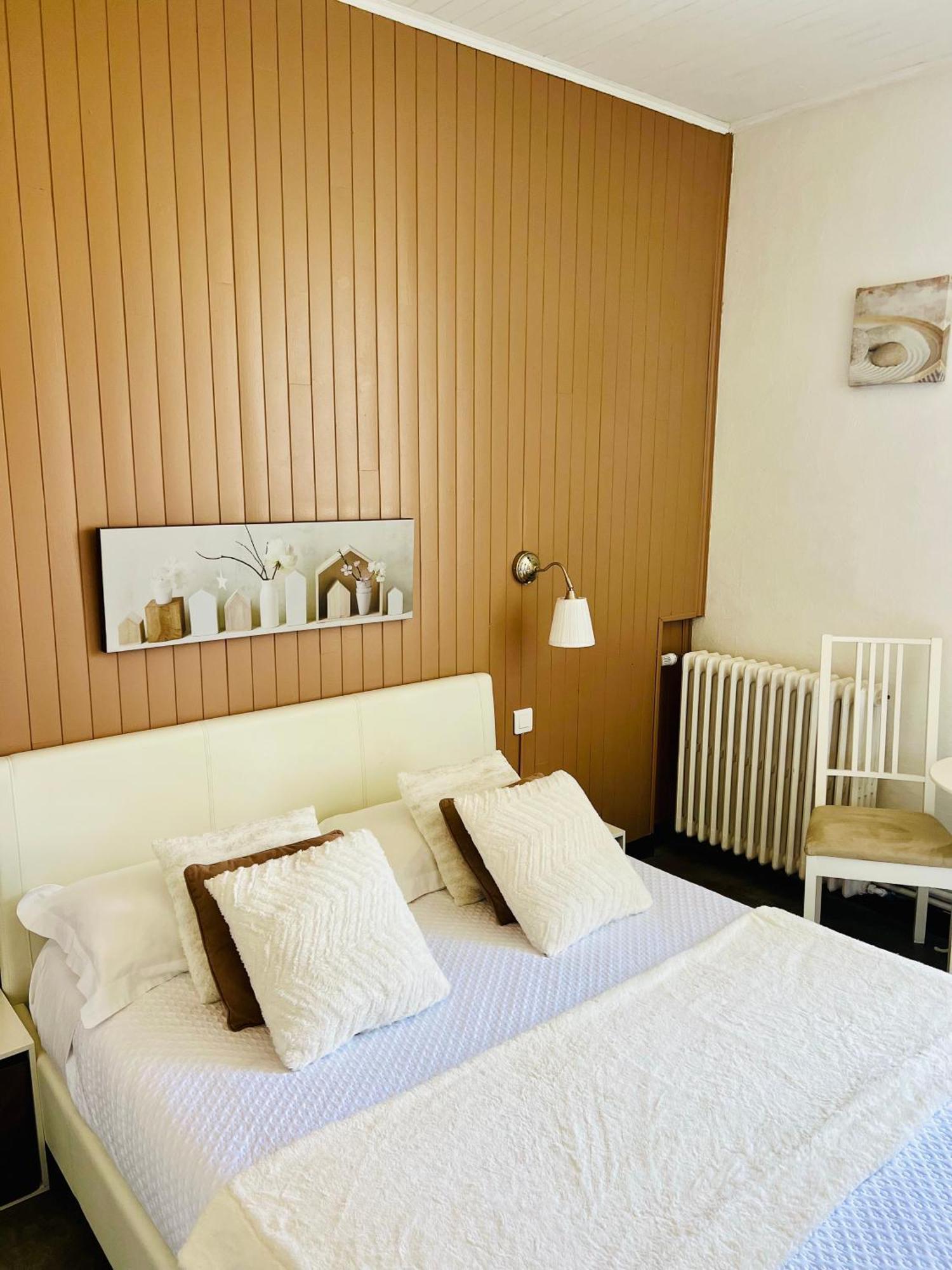 Le Grand Hotel Forcalquier Zewnętrze zdjęcie