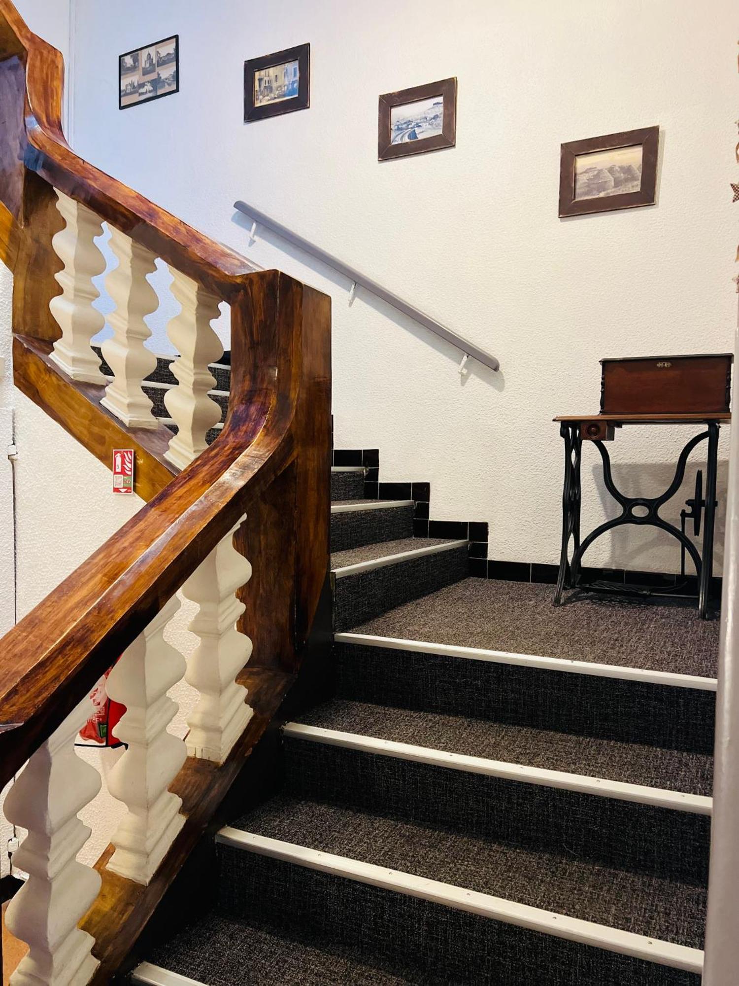 Le Grand Hotel Forcalquier Zewnętrze zdjęcie