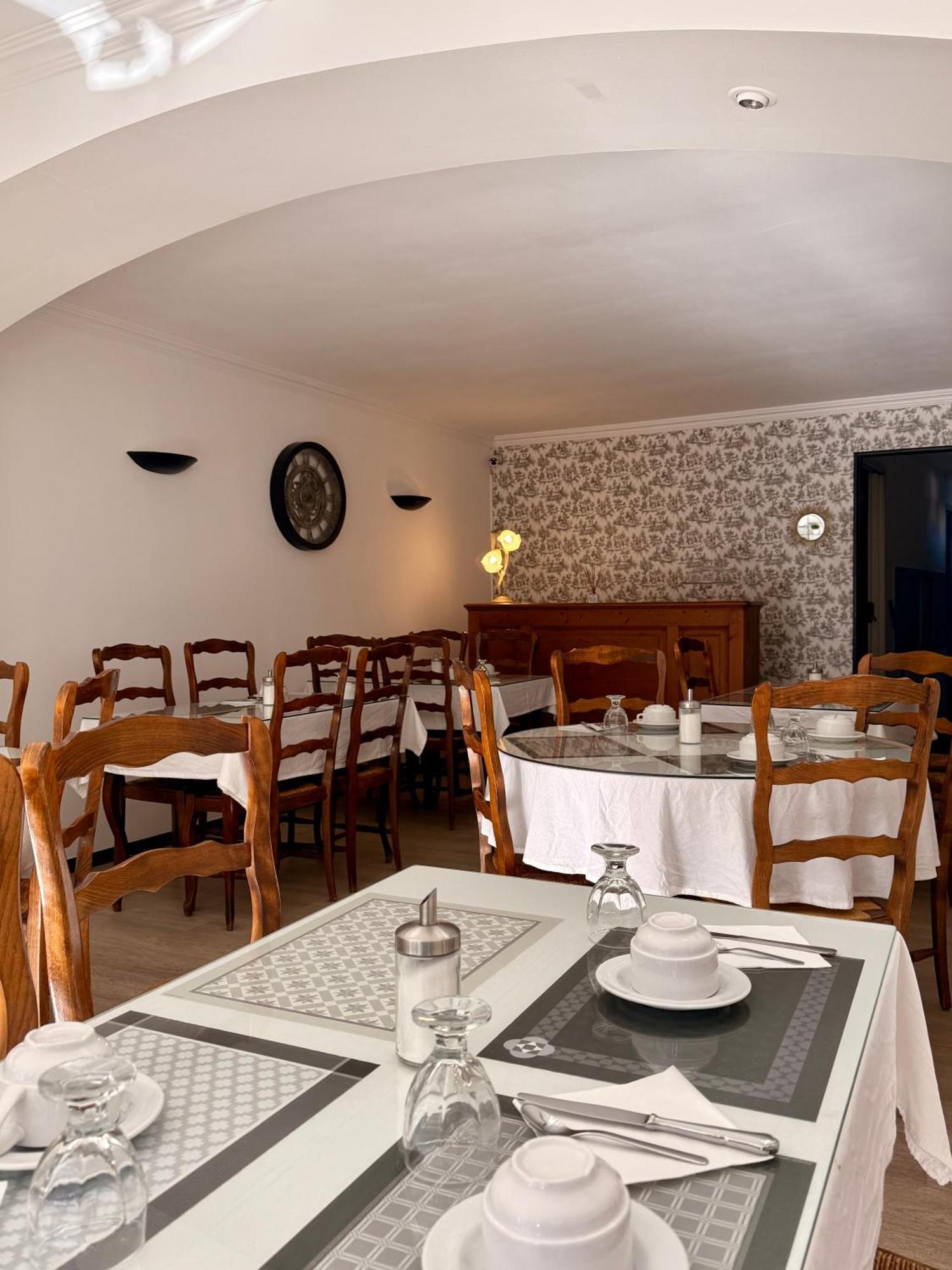 Le Grand Hotel Forcalquier Zewnętrze zdjęcie