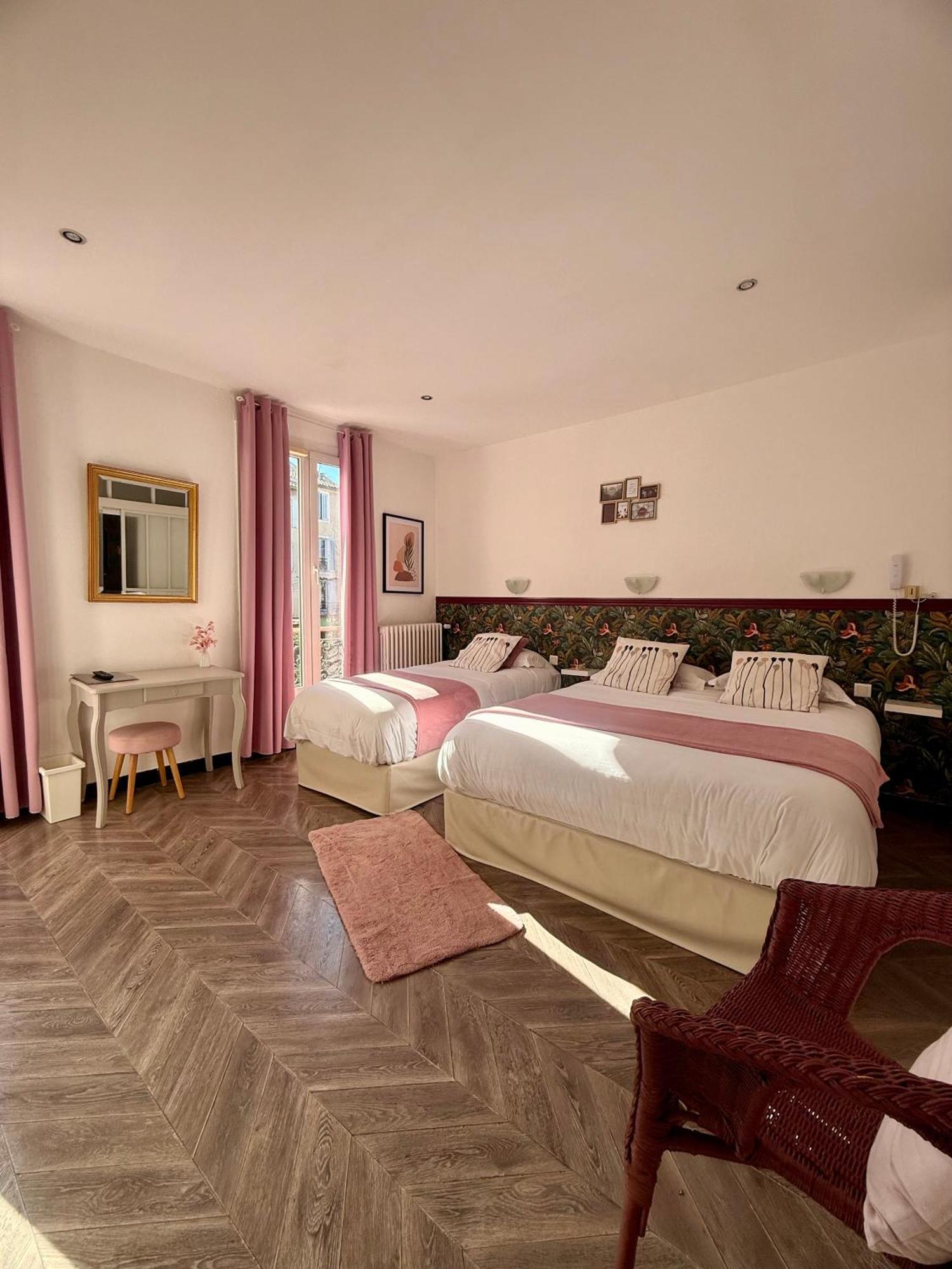 Le Grand Hotel Forcalquier Zewnętrze zdjęcie